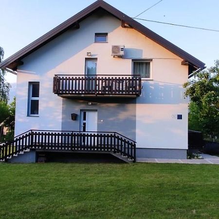 Apartment Gradina Korenica Buitenkant foto