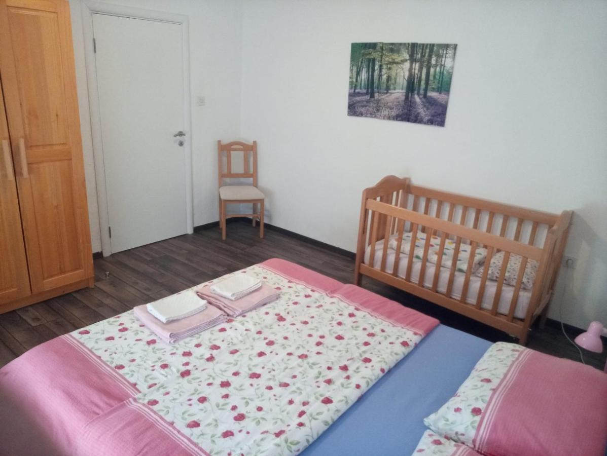 Apartment Gradina Korenica Buitenkant foto